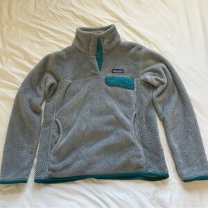 Patagonia Gray and Teal Fleece Jacket